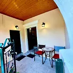 Kansoneta-traditional Mansion In Gastouri Village
