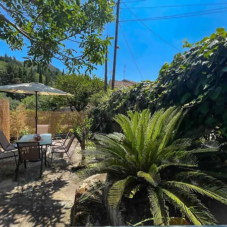 Kansoneta-traditional Mansion In Gastouri Village בית נופש