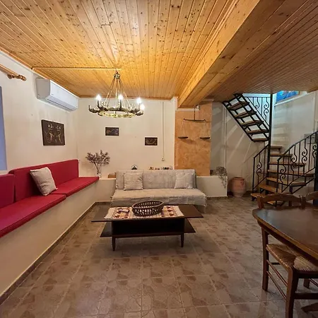 Kansoneta-traditional Mansion In Gastouri Village Vakantiehuis *