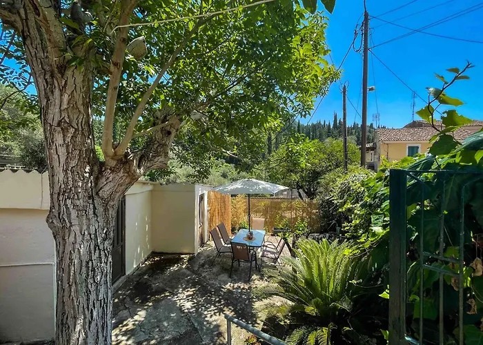 Kansoneta-traditional Mansion In Gastouri Village بيت للعطل *
