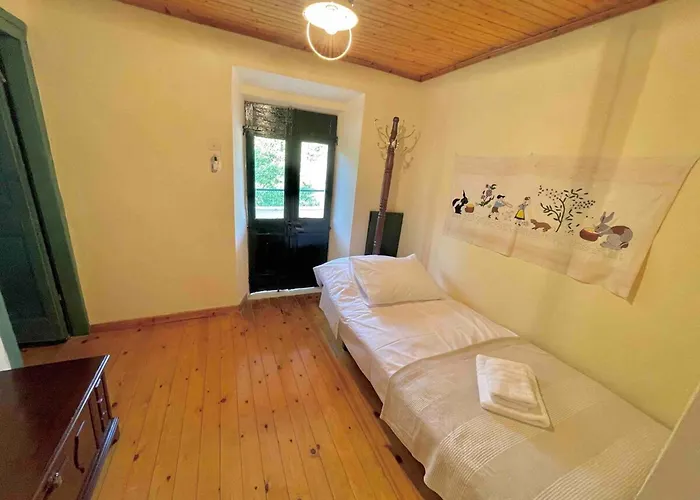 بيت للعطل Kansoneta-traditional Mansion In Gastouri Village